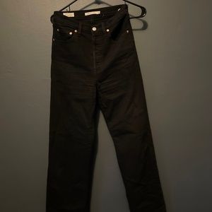 Levi’s Ribcage Straight Leg Jeans